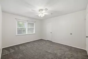 1433 Cedar Post Ln, Houston, TX 77055 - Photo 15