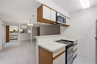 1433 Cedar Post Lane #40, Houston, TX 77055 - Photo 11