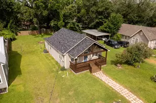 203 N Texas St, Madisonville, TX 77864 - Photo 33