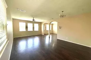 13826 Bonner Bluff Ln, Houston, TX 77047 - Photo 11