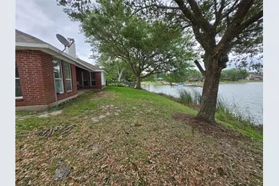 4018 Crystal Lake Circle N, Pearland, TX 77584 - Photo 35