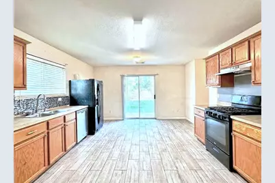 14423 Moreno Avenue, Houston, TX 77045 - Photo 7