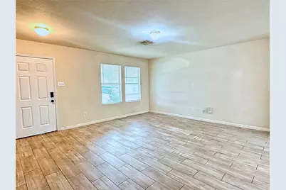 14423 Moreno Avenue, Houston, TX 77045 - Photo 3