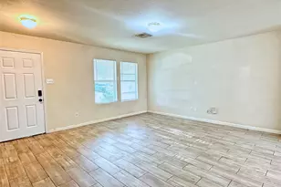 14423 Moreno Ave, Houston, TX 77045 - Photo 3