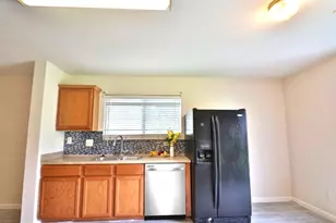 14423 Moreno Ave, Houston, TX 77045 - Photo 9
