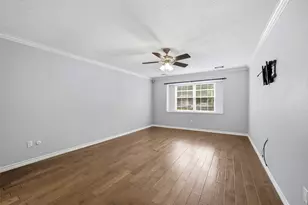 8130 Fernbrook Ln, Houston, TX 77070 - Photo 17