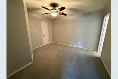 8130 Fernbrook Lane, Houston, TX 77070 - Photo 19