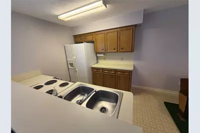 8130 Fernbrook Lane, Houston, TX 77070 - Photo 35