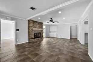 8130 Fernbrook Ln, Houston, TX 77070 - Photo 7