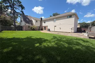 8130 Fernbrook Ln, Houston, TX 77070 - Photo 37