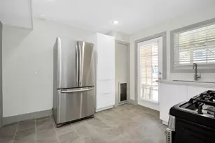 1911 Banks St, Houston, TX 77098 - Photo 21