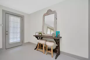 1911 Banks St, Houston, TX 77098 - Photo 39