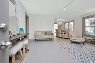 1911 Banks St, Houston, TX 77098 - Photo 3