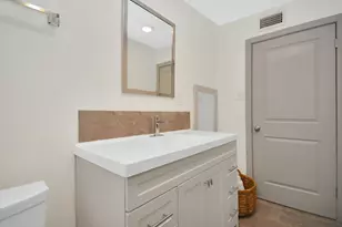 1911 Banks St, Houston, TX 77098 - Photo 29