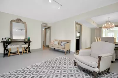 1911 Banks Street, Houston, TX 77098 - Photo 17