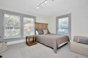 1911 Banks St, Houston, TX 77098 - Photo 13