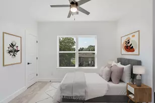 5642 Hirondel St, Houston, TX 77033 - Photo 27