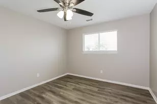 2431 Fox River Ln, Spring, TX 77386 - Photo 13