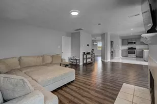 16919 Lacing Ct, Crosby, TX 77532 - Photo 7