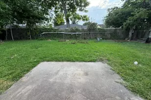 4142 Brookston St, Houston, TX 77045 - Photo 13