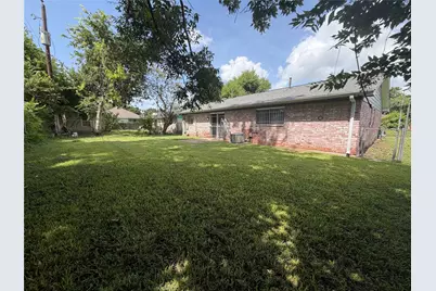 4142 Brookston Street, Houston, TX 77045 - Photo 15