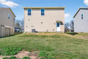940 21st St, Hempstead, TX 77445 - Photo 45