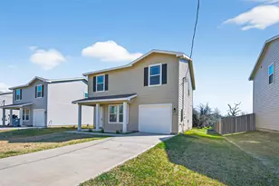 940 21st St, Hempstead, TX 77445 - Photo 5