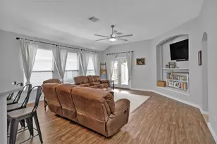 2505 Kimberly Dawn Dr, Conroe, TX 77304 - Photo 15