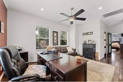 2012 Forest Hill Boulevard, Houston, TX 77023 - Photo 25