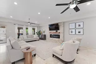 2012 Forest Hill Blvd, Houston, TX 77023 - Photo 7