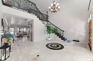 2012 Forest Hill Blvd, Houston, TX 77023 - Photo 5