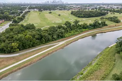 2012 Forest Hill Boulevard, Houston, TX 77023 - Photo 45