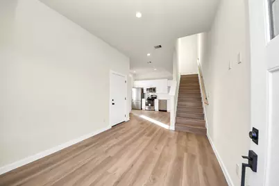 8025 Peachtree Street #C, Houston, TX 77016 - Photo 3