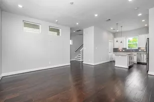 756 W Donovan St, Houston, TX 77091 - Photo 11