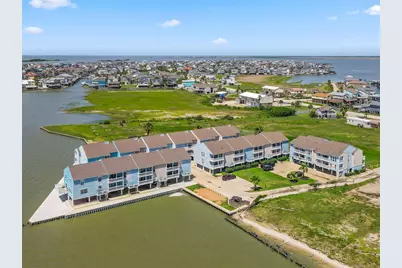 500 Tiki Drive #103, Tiki Island, TX 77554 - Photo 3