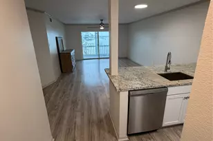 500 Tiki Dr, Tiki Island, TX 77554 - Photo 7