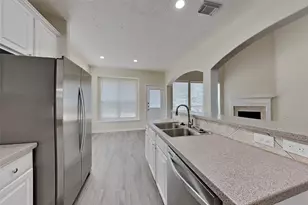 6819 Amber Pine Ct, Humble, TX 77346 - Photo 5