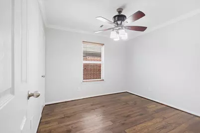 5446 Seabird Street, Baytown, TX 77521 - Photo 17