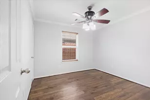 5446 Seabird St, Baytown, TX 77521 - Photo 17