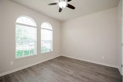 2239 Brown Oak Drive, Conroe, TX 77304 - Photo 5