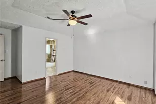 15223 Peachmeadow Ln, Channelview, TX 77530 - Photo 11