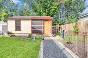 1406 Elliott St, Houston, TX 77023 - Photo 33