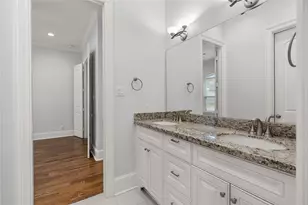 2329 Willowby Dr, Houston, TX 77008 - Photo 27