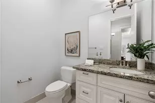 2329 Willowby Dr, Houston, TX 77008 - Photo 25