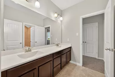 4926 Thunder Creek Ln, Sugar Land, TX 77479 - Photo 29