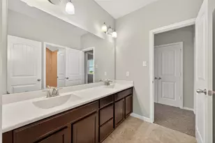 4926 Thunder Creek Ln, Sugar Land, TX 77479 - Photo 29