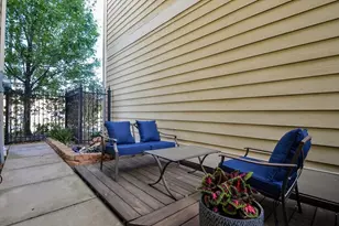 2322 Beall St, Houston, TX 77008 - Photo 13