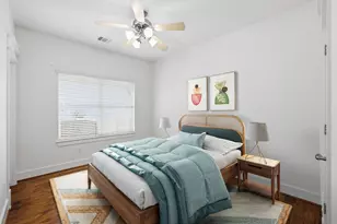 2322 Beall St, Houston, TX 77008 - Photo 9