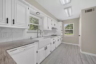 6527 Apple Valley Ln, Houston, TX 77069 - Photo 17