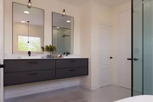 6537 Sealey St, Houston, TX 77091 - Photo 1